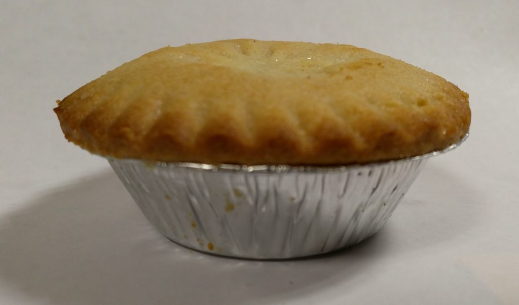 2019 Holly Lane Deep Filled Mince Pie 3